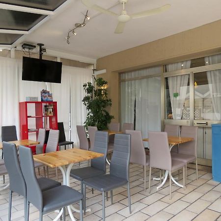 Hotel Saturno Lido di Jesolo Exterior photo